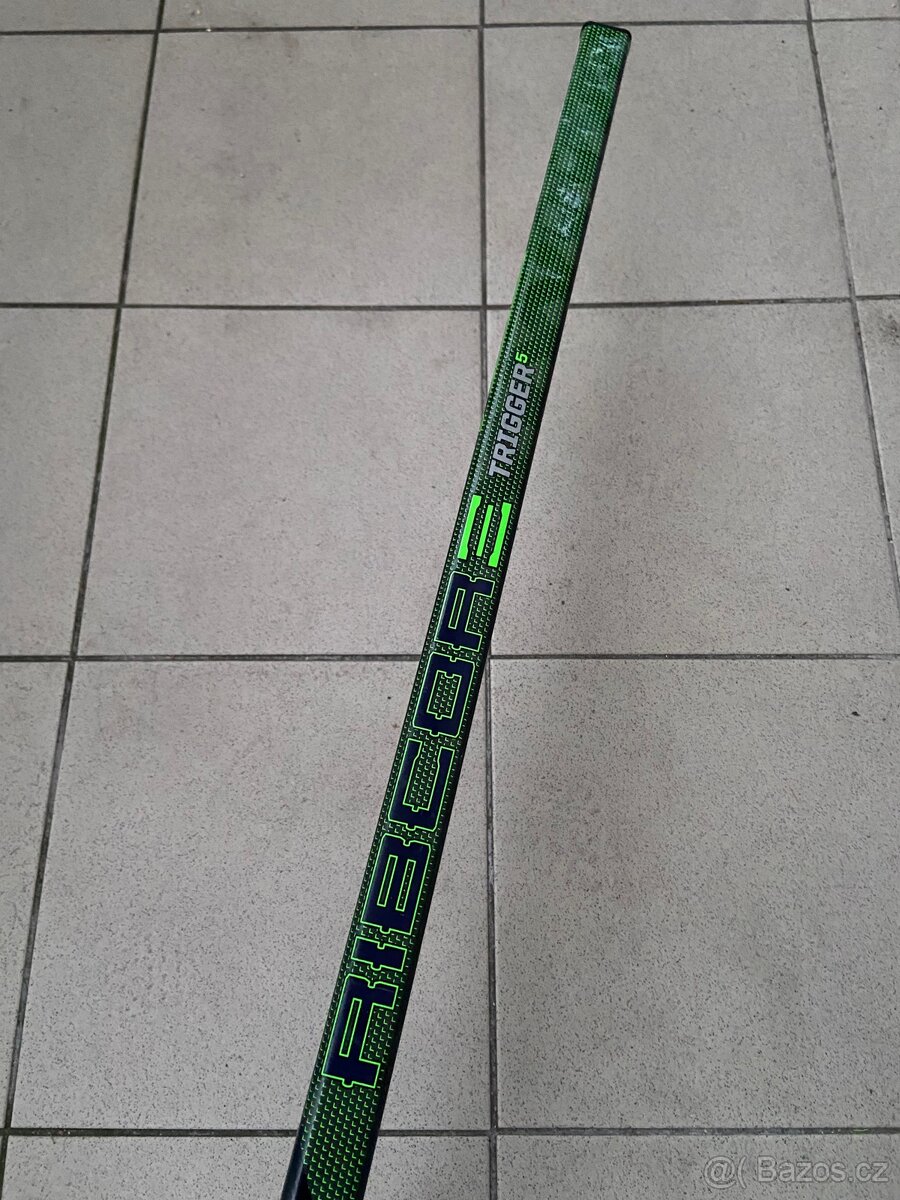 Hokejka CCM Trigger 5 85flex levá ZÁRUKA