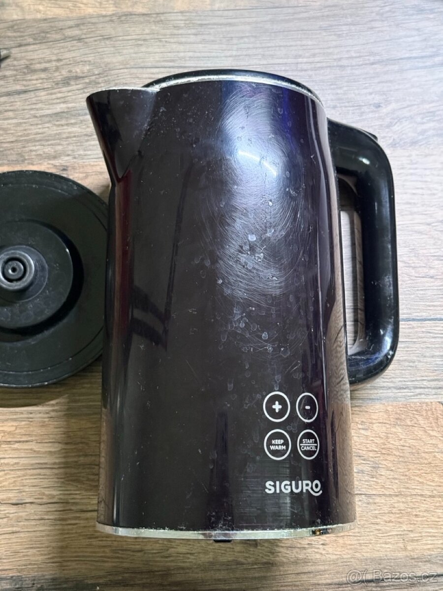 Rychlovarná konvice Siguro EK-T52