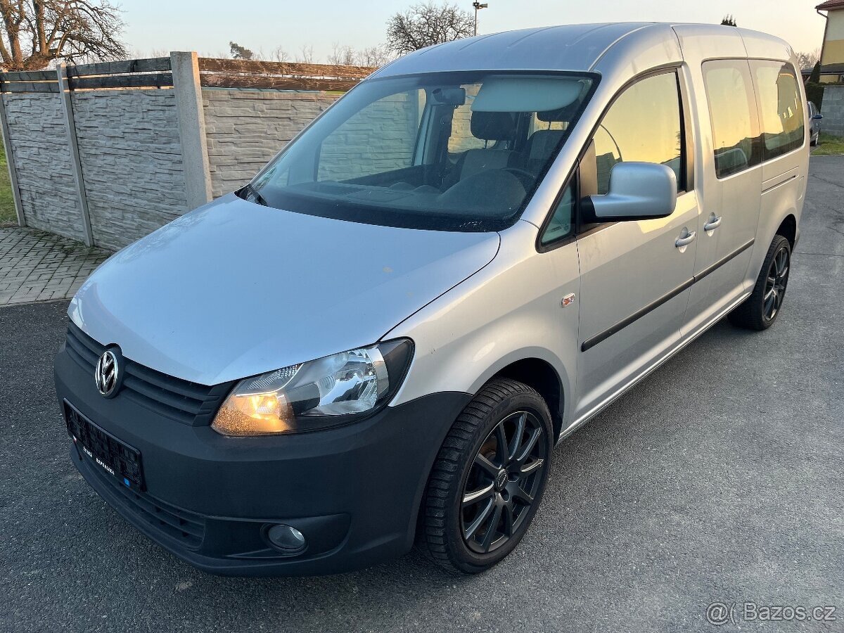 VW Caddy Maxi 1.6TDi 77kW 2011 7míst
