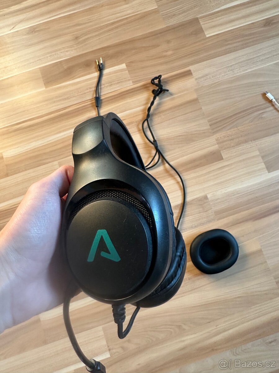 Herní sluchátka Lamax Heroes Guard 1