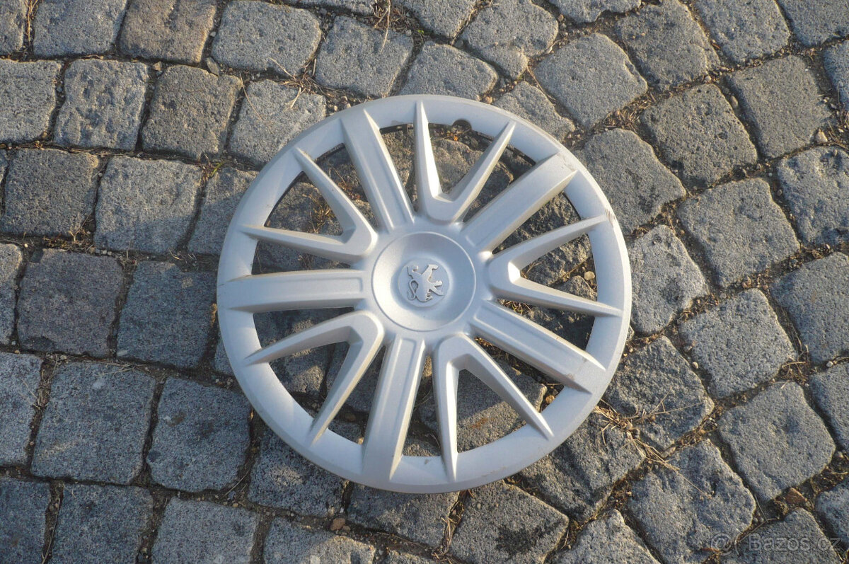 Poklice Peugeot 16"