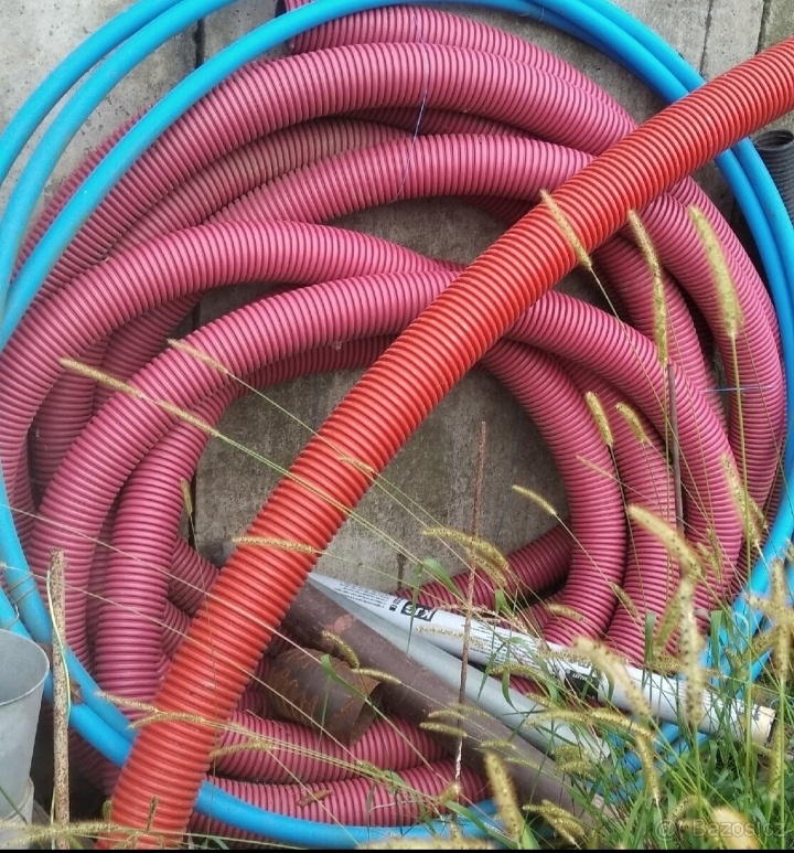 Prodám chráničky 110 a 120 mm/trubky