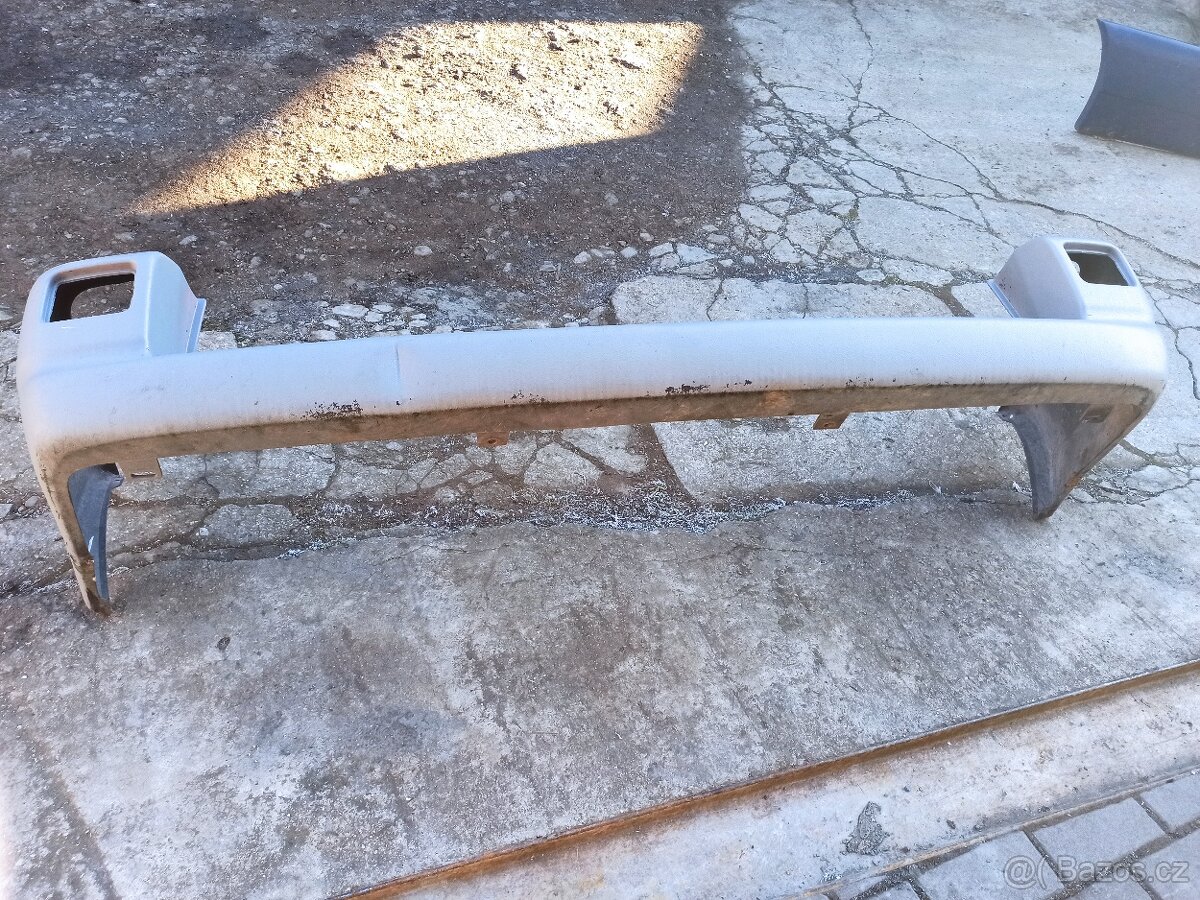 Zadní nárazník VW T4