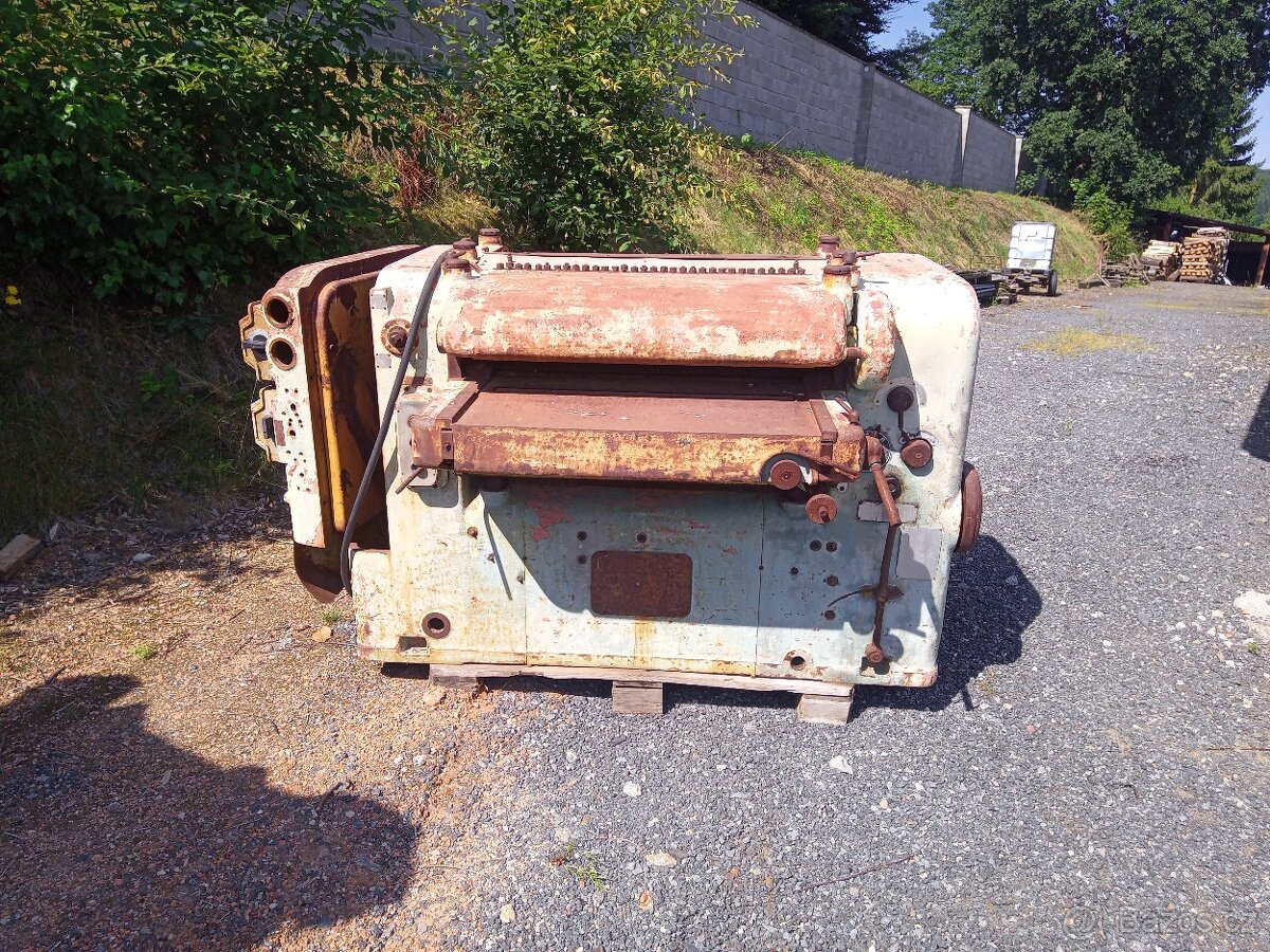 Protahovačka Tlouštovací freza