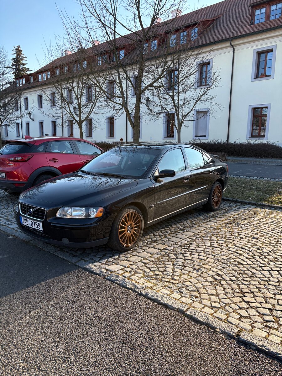 Volvo S60