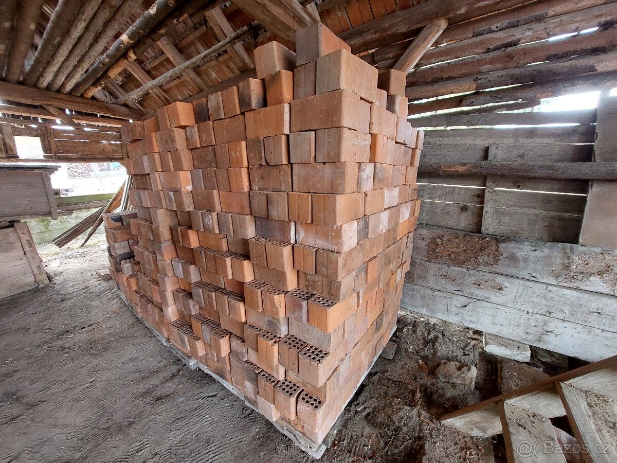 Děrované cihly
