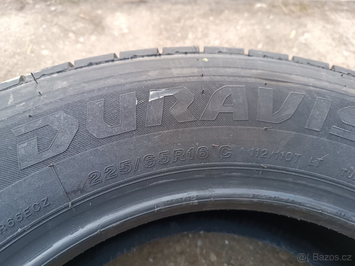 Prodám letní pneu Bridgestone Duravis 225/65R16 C