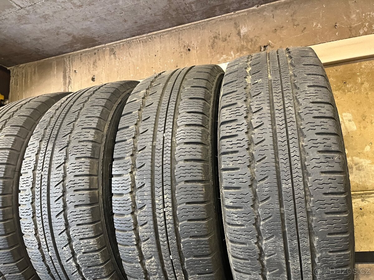 215/65 r16c