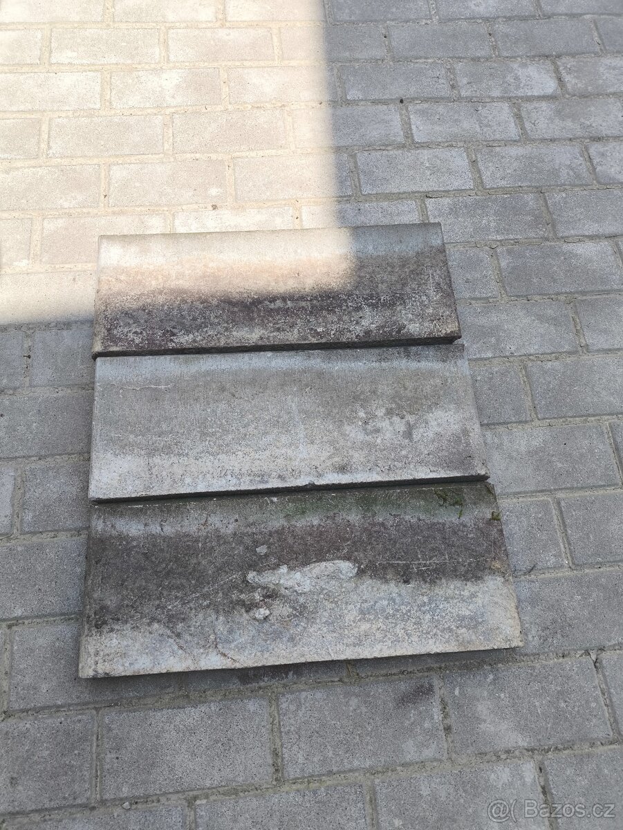Zahradní betonový obrubník