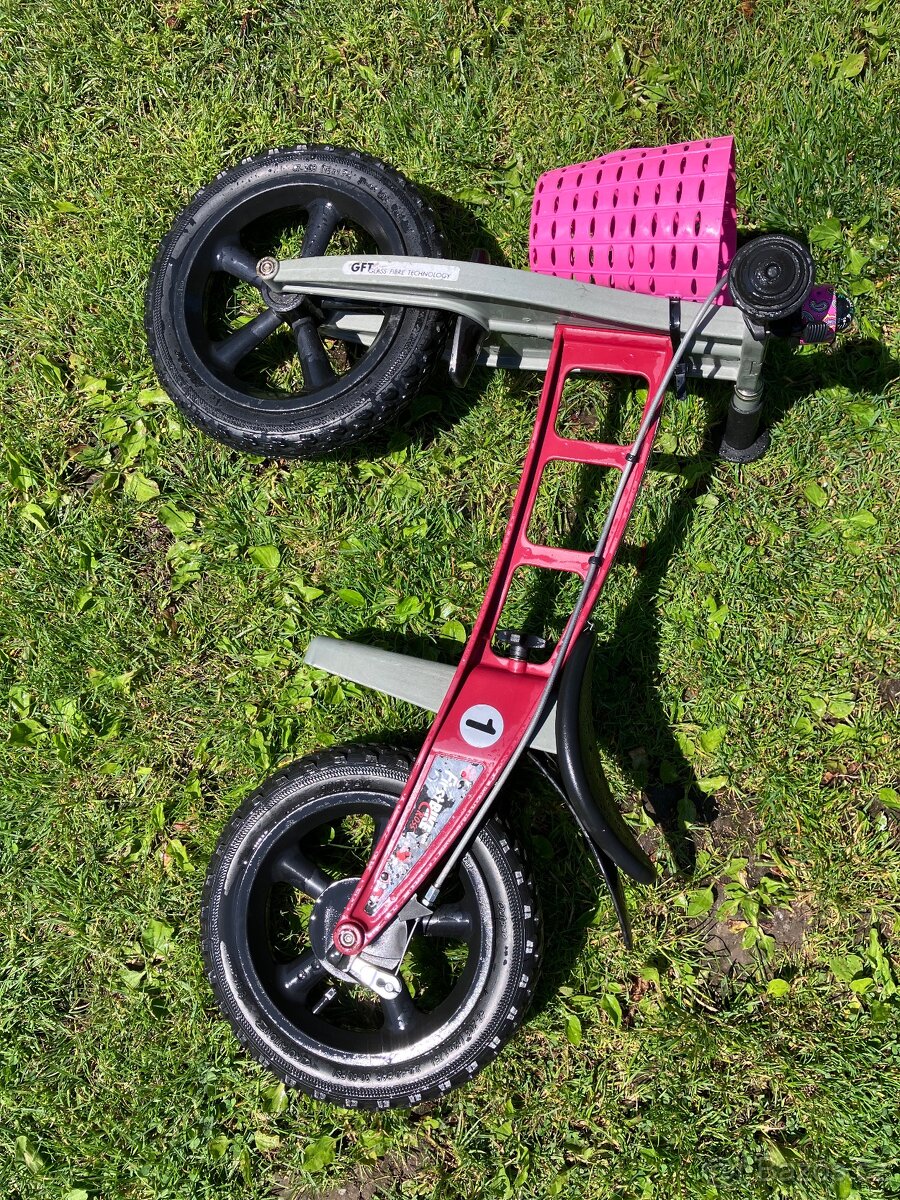 Firstbike červený