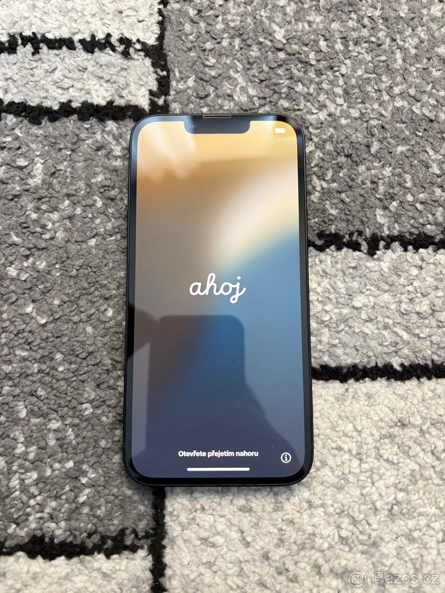 Iphone 14 TOP STAV