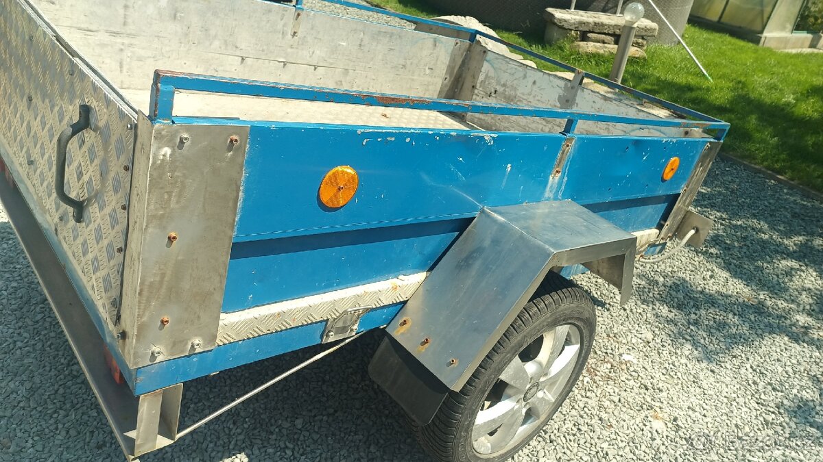 přívěs za auto, přívěsný vozík, vlek