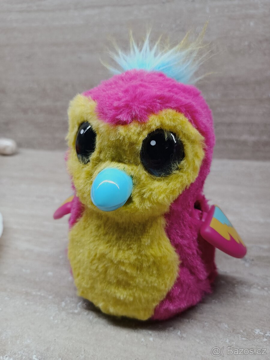 Hatchimals ptáček