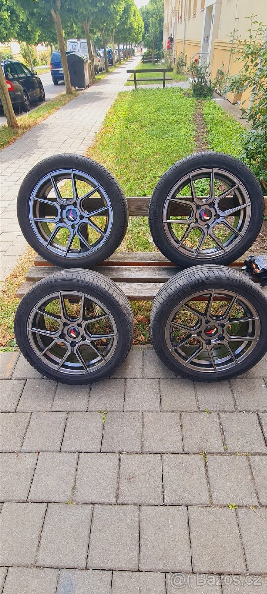 Alu kola japan racing