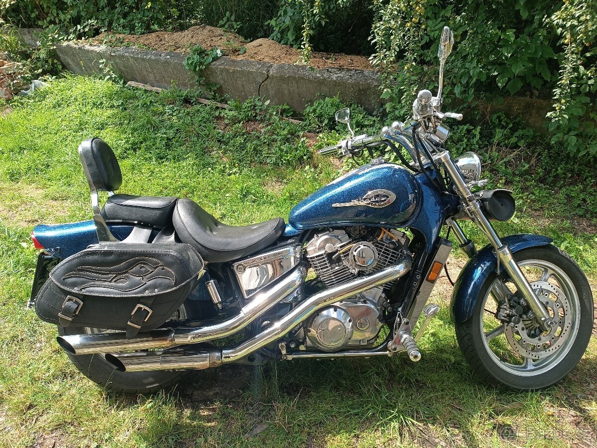 Honda VT 1100 shadow
