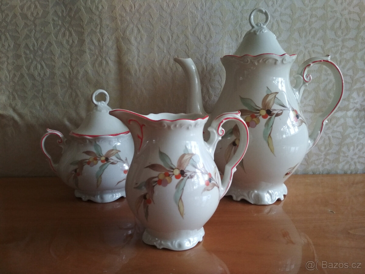 porcelán - konvička, cukřenka, mléčenka - zn. Victoria