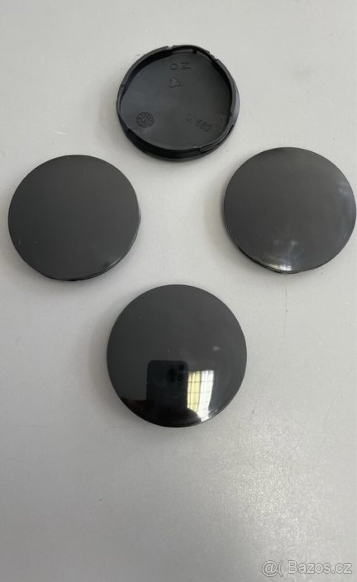 Středové plastové krytky na OZ M582 52-55 mm černé