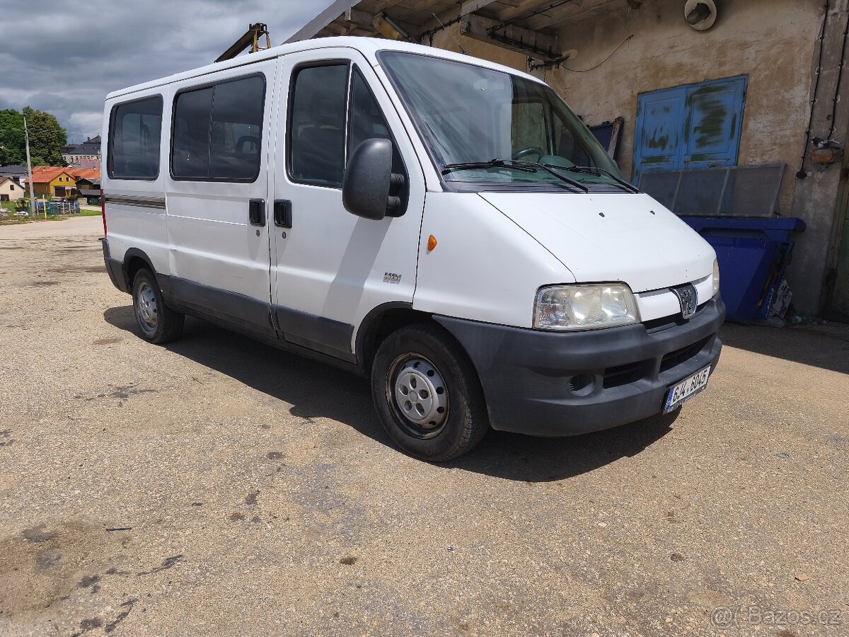 Prodám Peugeot boxer - 9 míst