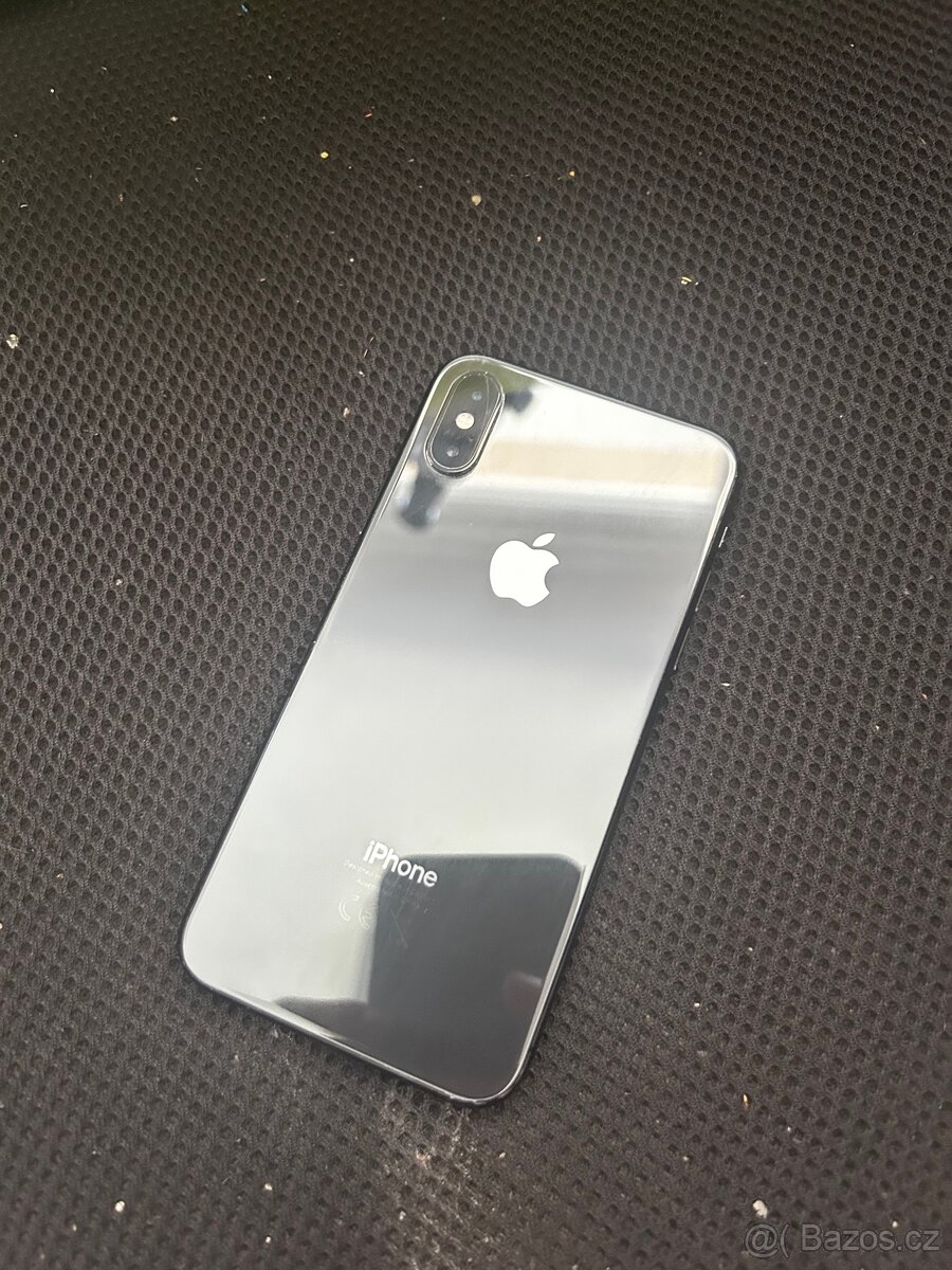 iPhone XS 64GB