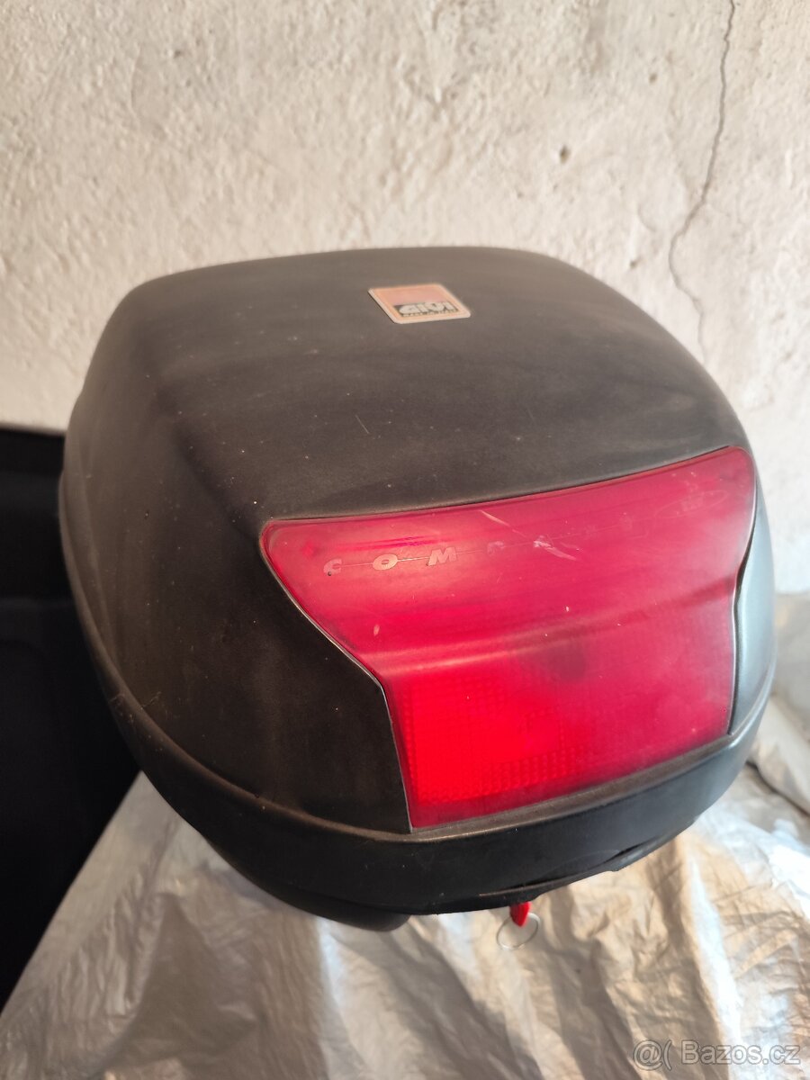 Moto kufr Givi