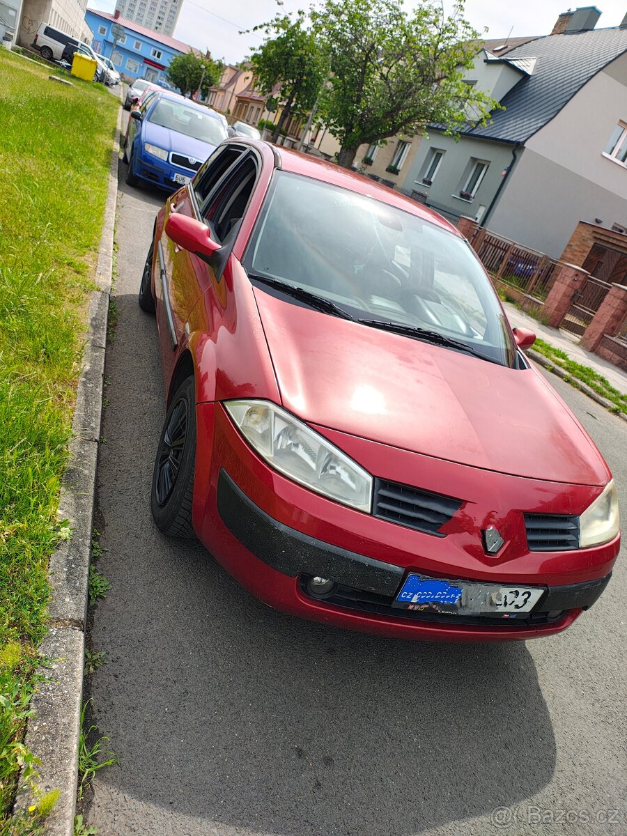 Renault Megane 1.6 16V 83 kW 2005