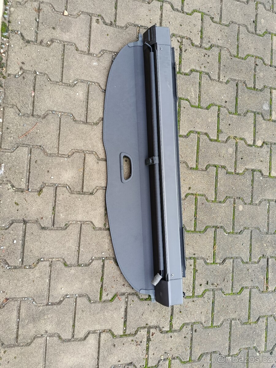 Mercedes Benz C roleta kufru