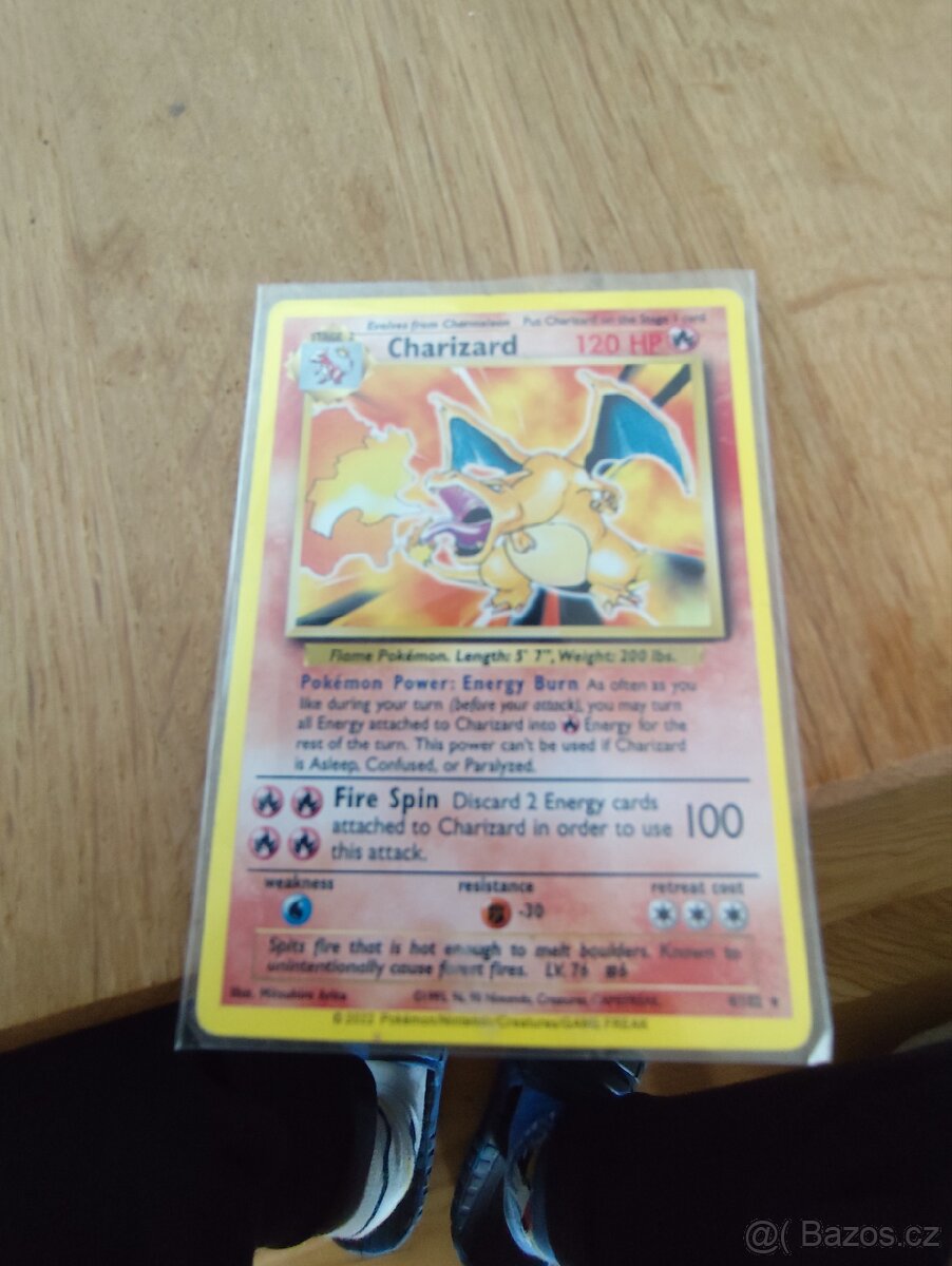 Pokémon karta Charizard