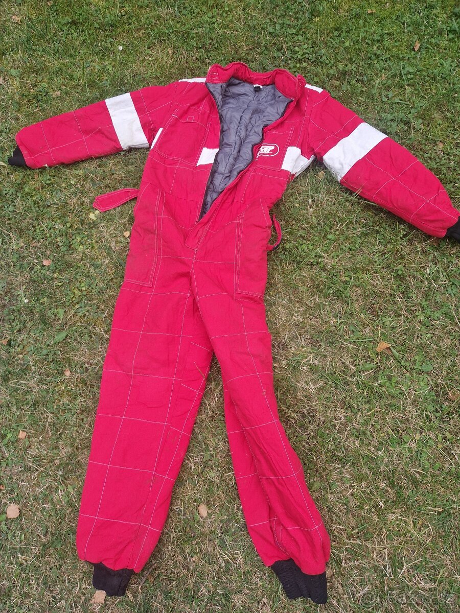 Zimní bunda a montérky