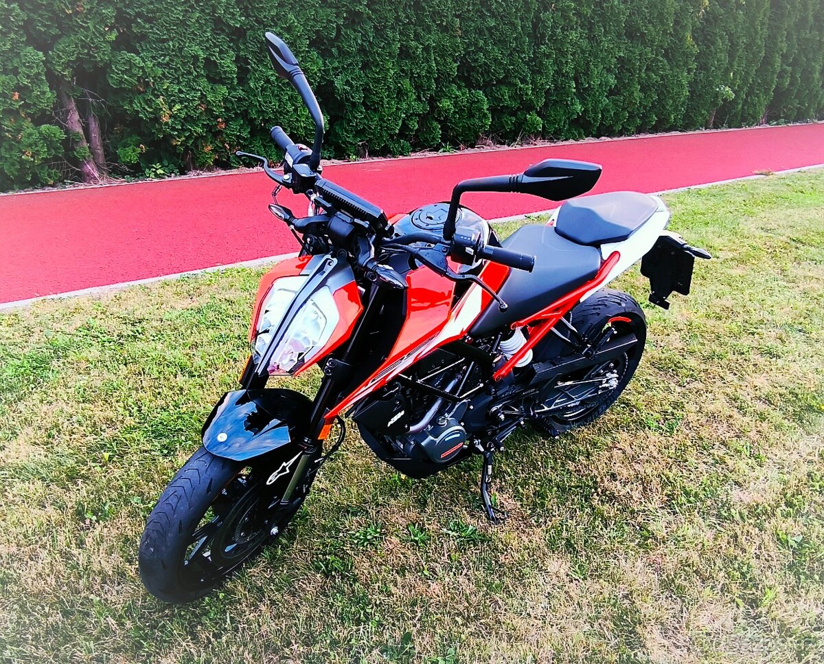 KTM Duke 125