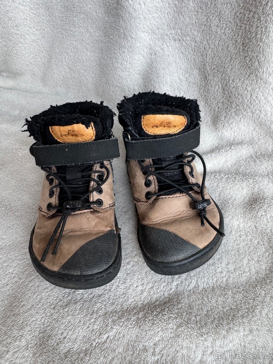 Dětské boty Pegres vel. 25