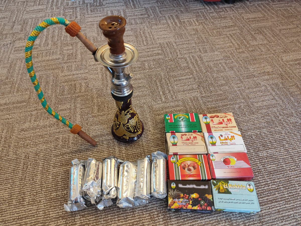 Vodní dýmka plus příslušenství - výška cca 28 cm