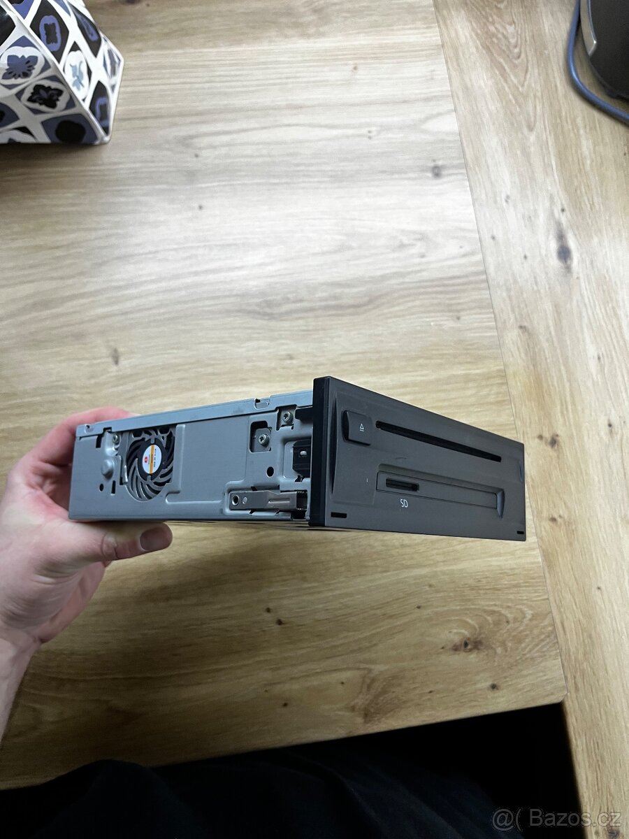 Prodám originální řídicí jednotku VW MIB STD2 ZR – 3Q0 035 8