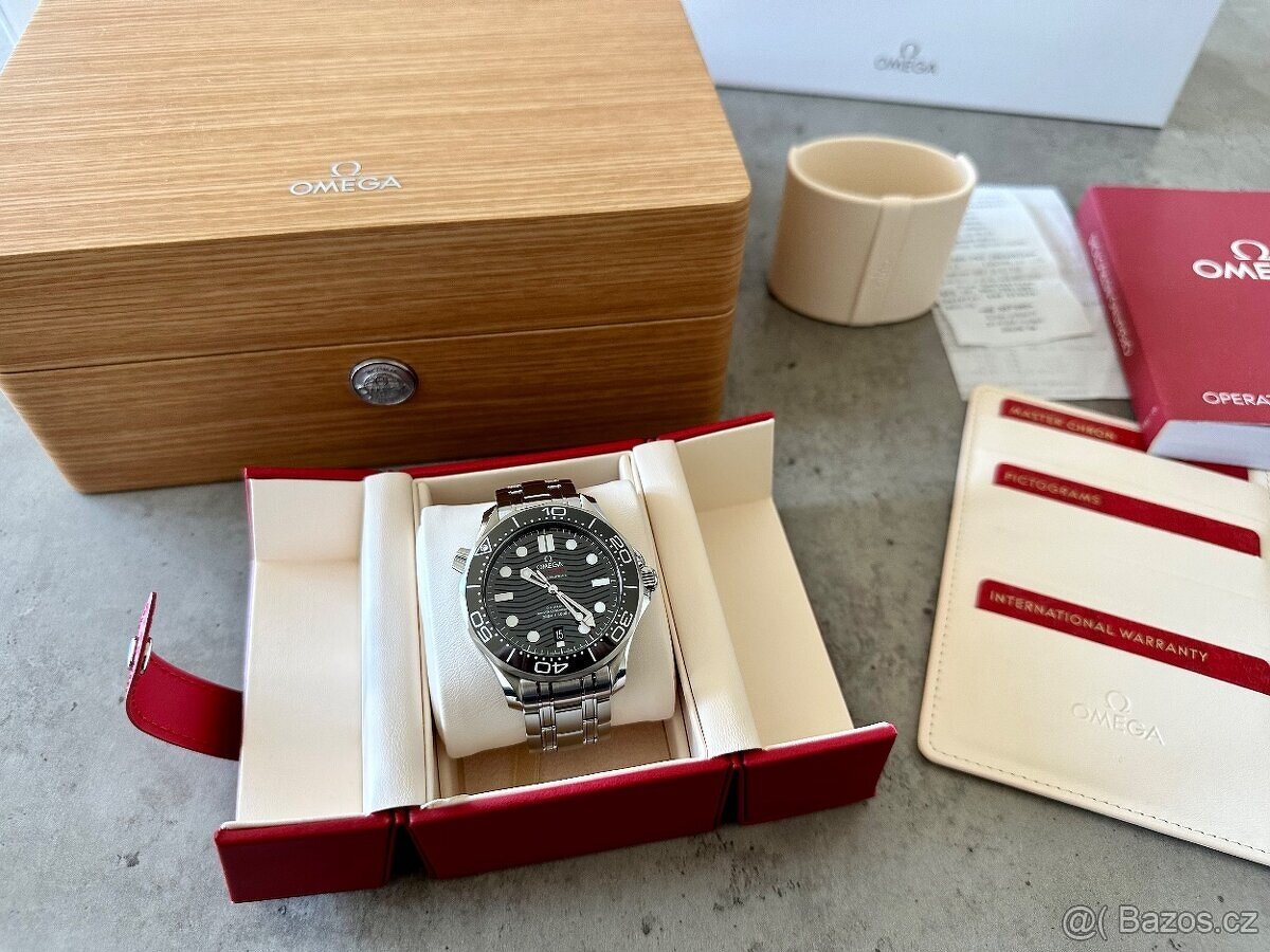 Omega seamaster diver 300 42mm