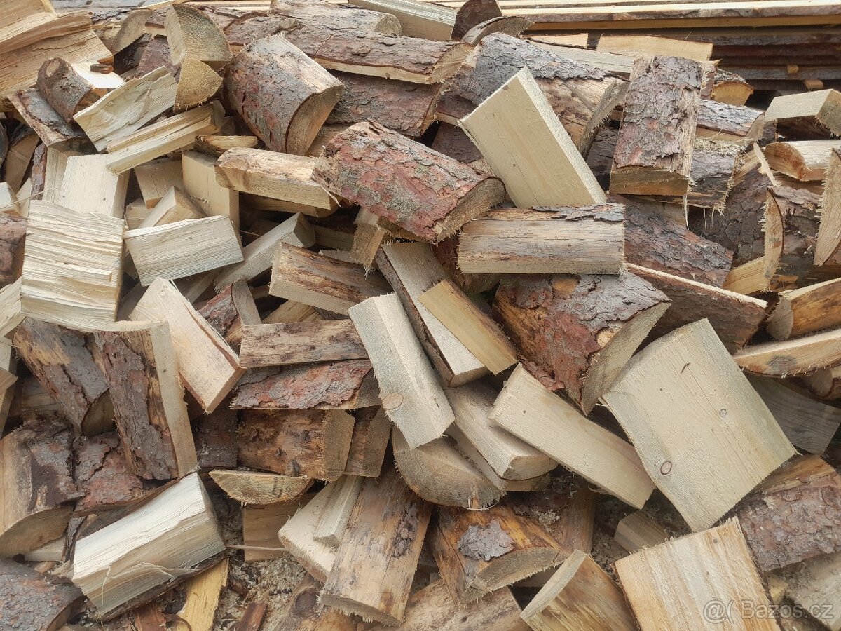 Štípané dřevo, palivo,