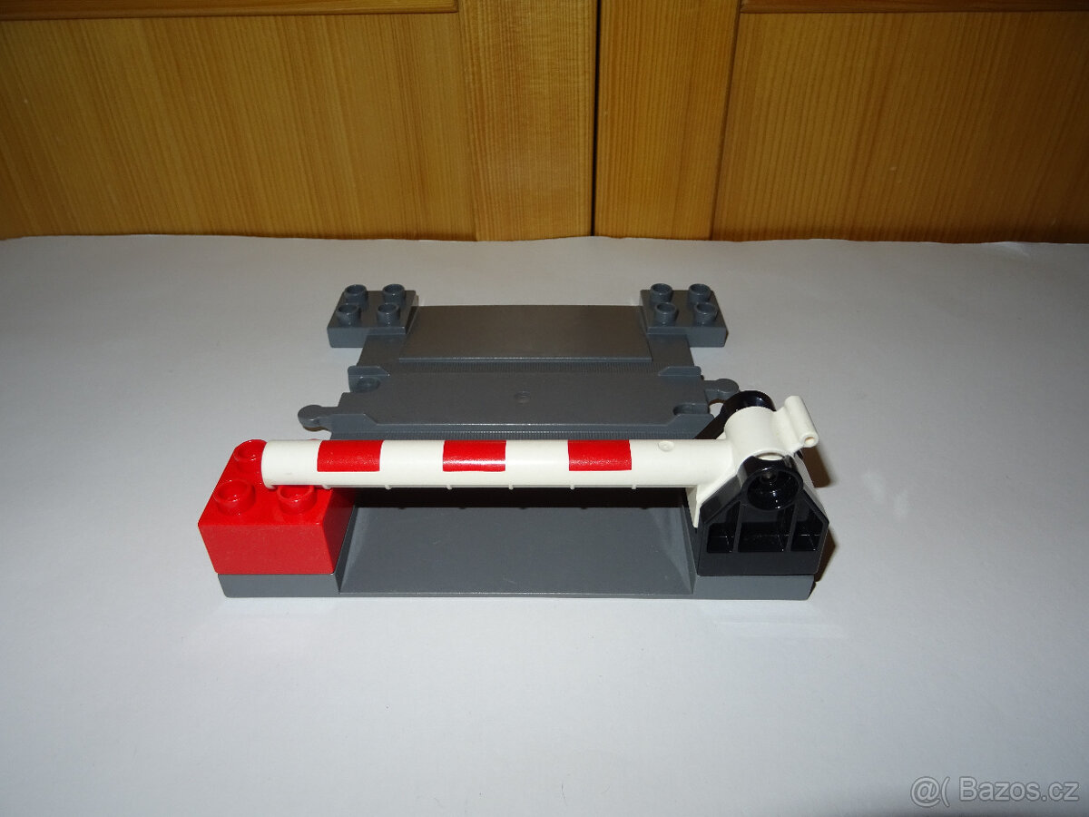 Lego duplo přejezd