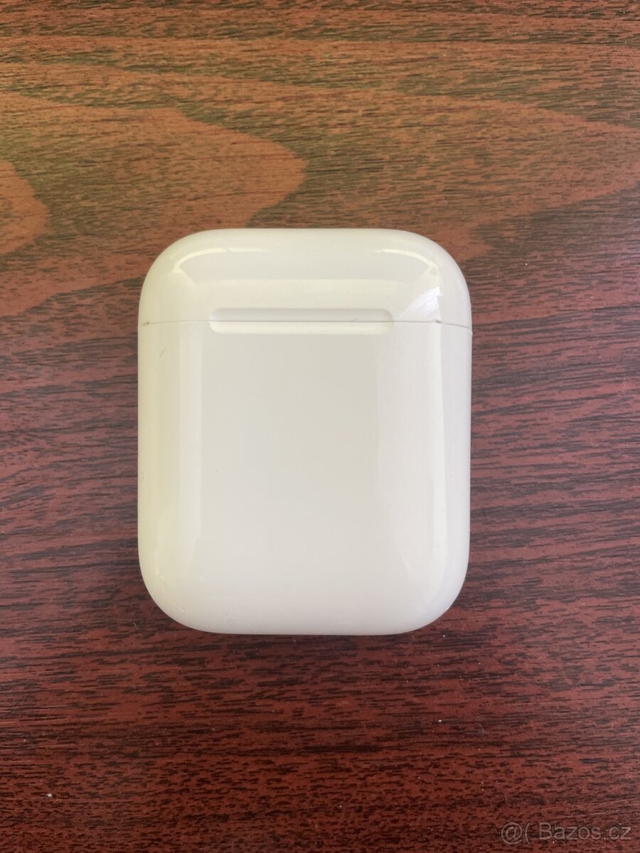 Apple AirPods 2. Generace