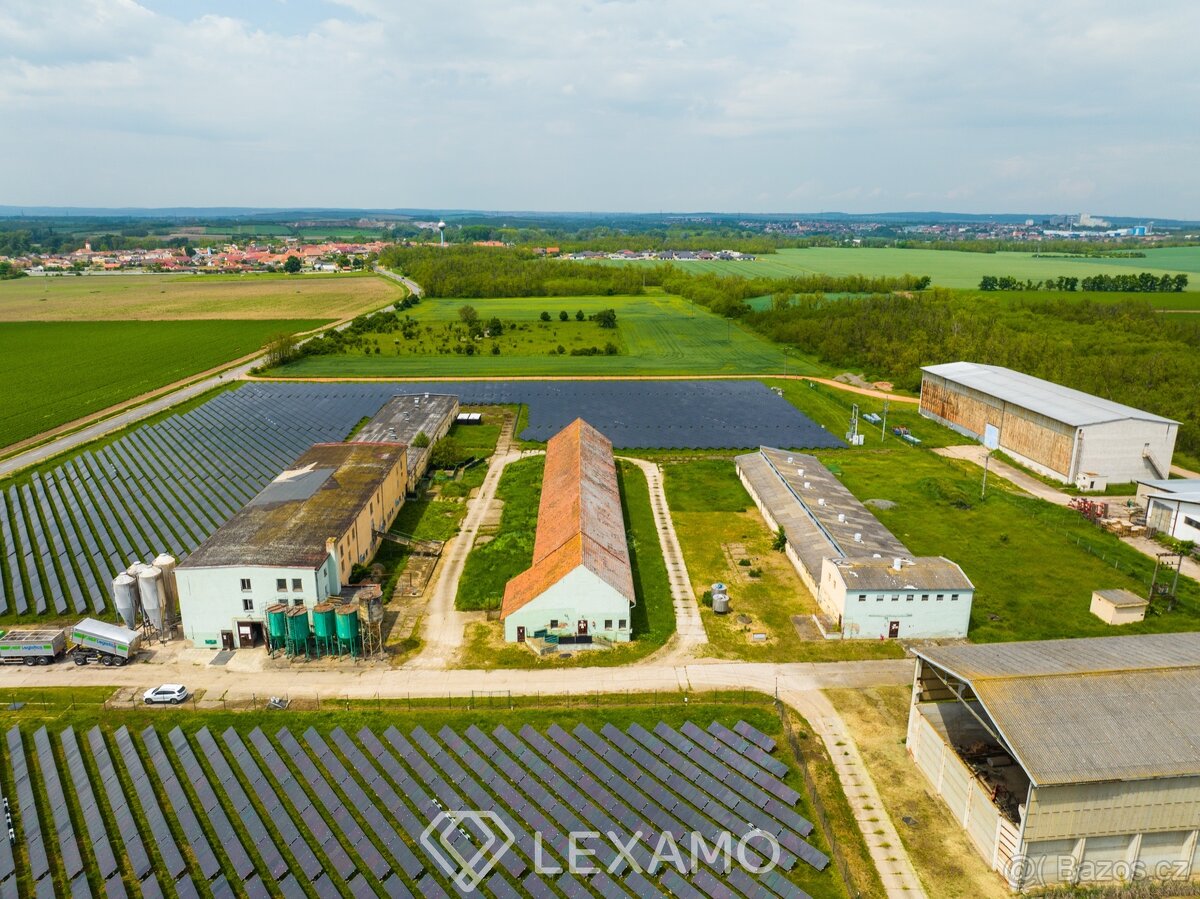Prodej, Zemědělské objekty,  13 100 m2 - Krhovice