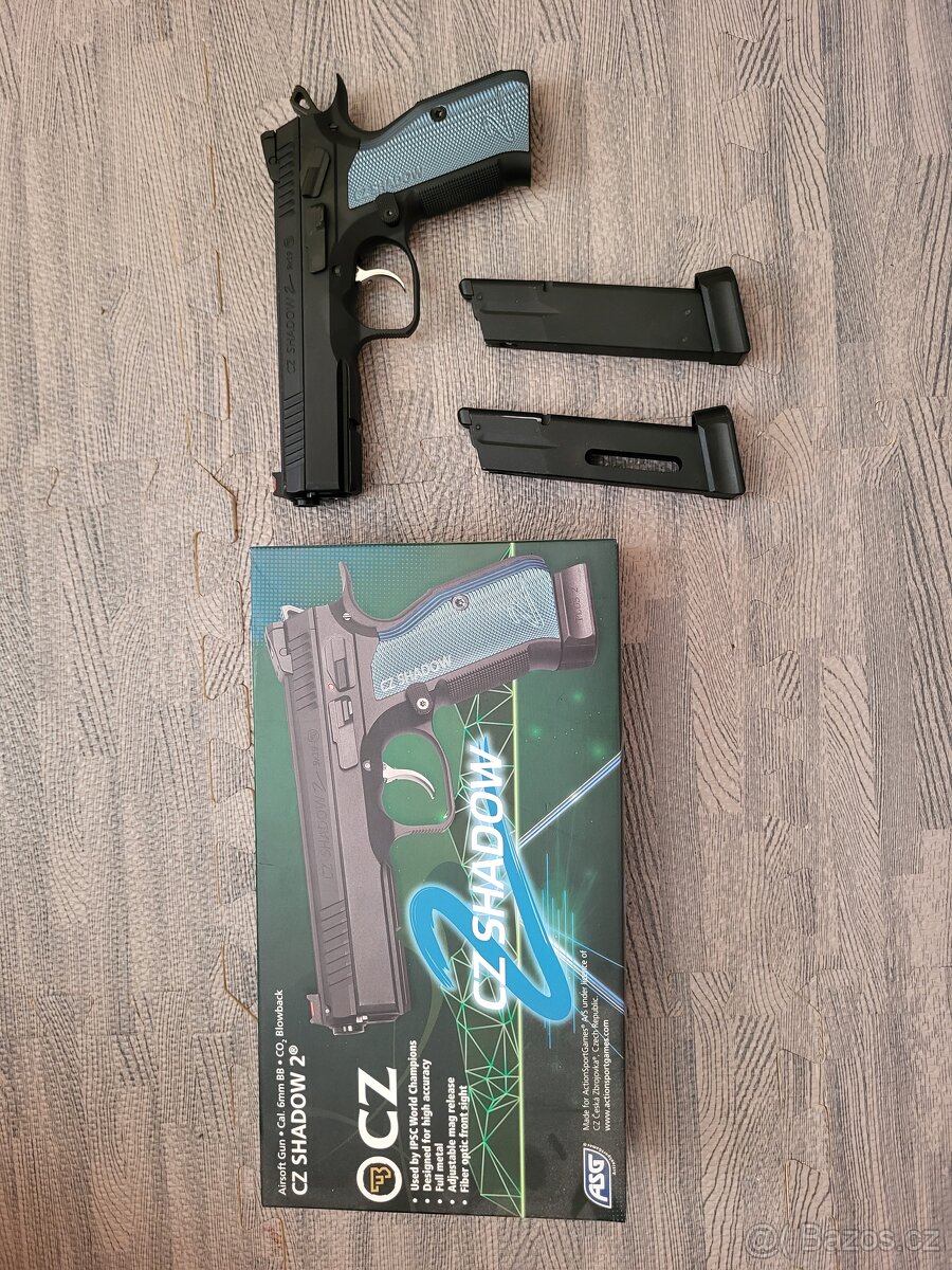 CZ Shadov 2 sleva