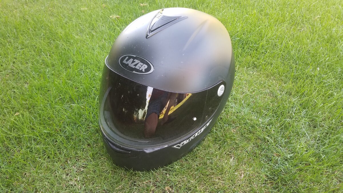 Přilba Lazer