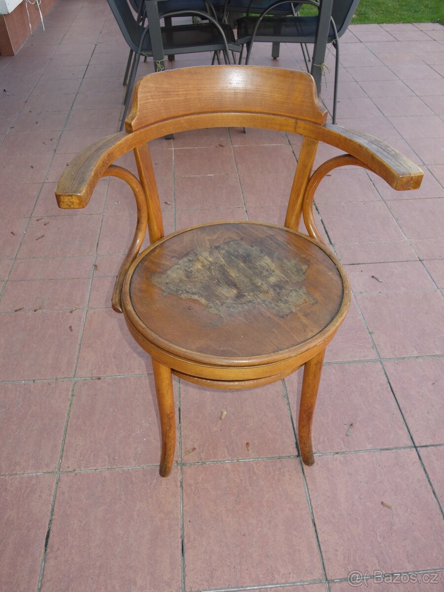 Židle, křeslo THONET jako gramofon - nočník