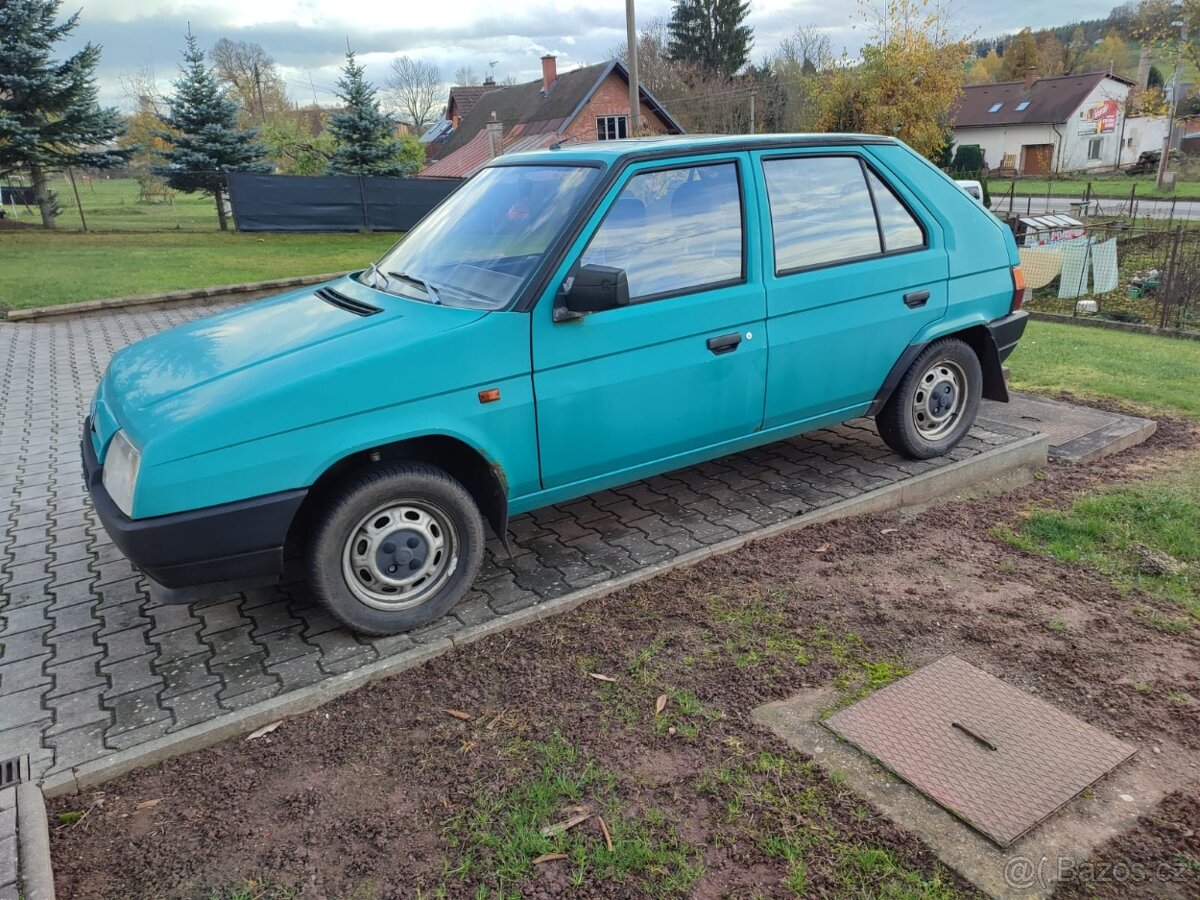Nabízím k prodeji automobil ŠKODA Favorit