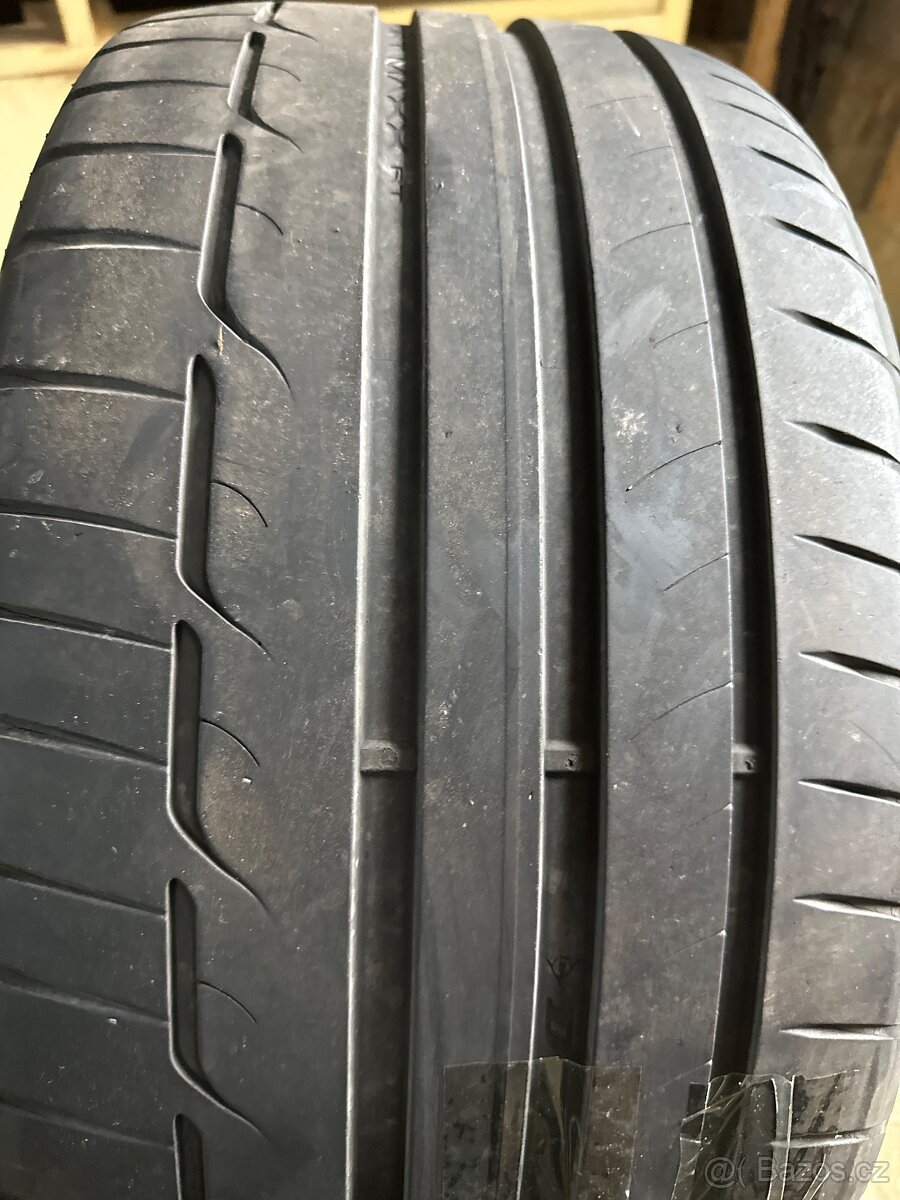 265/30r20 2 ks