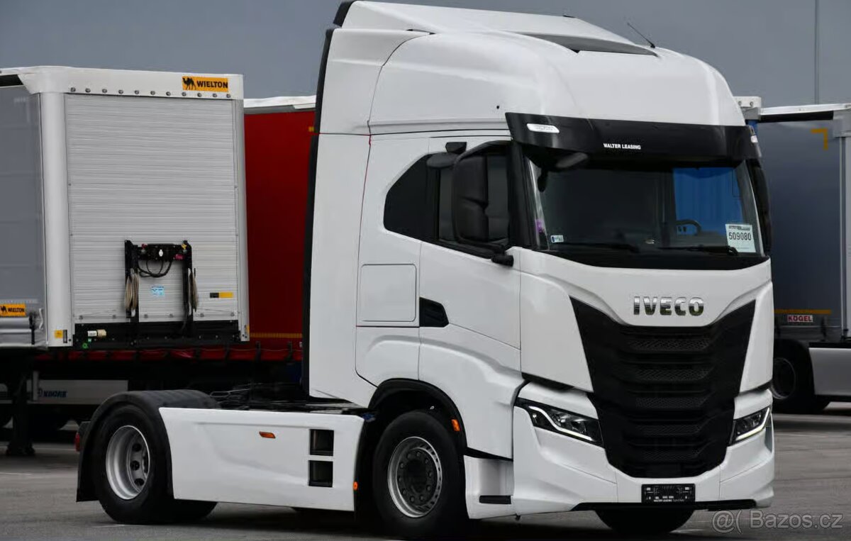 Iveco Tahač návěsu S-Way AS440S53TP