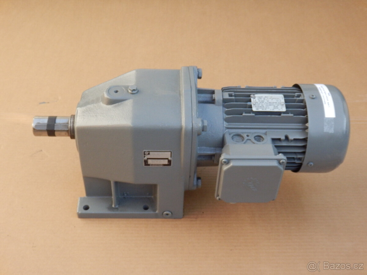 Elektromotor s převodovkou 1,5KW 45 ot./1min.