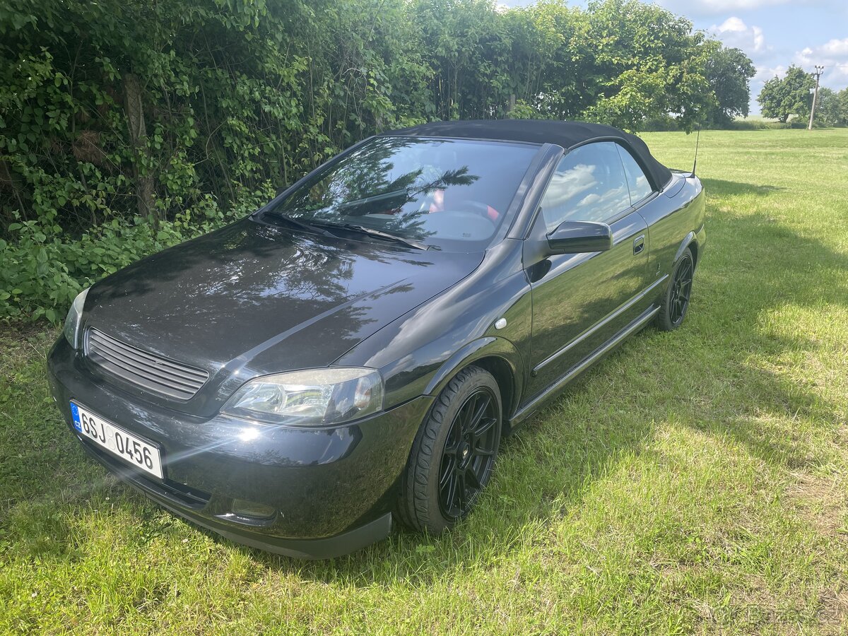 Prodám Opel Astra Cabrio.