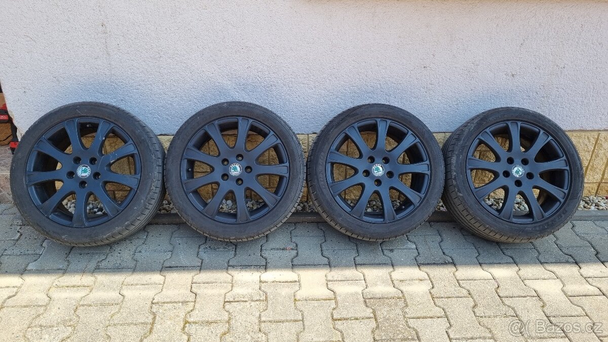 Prodám kola 5x112 r17 Octavia 2