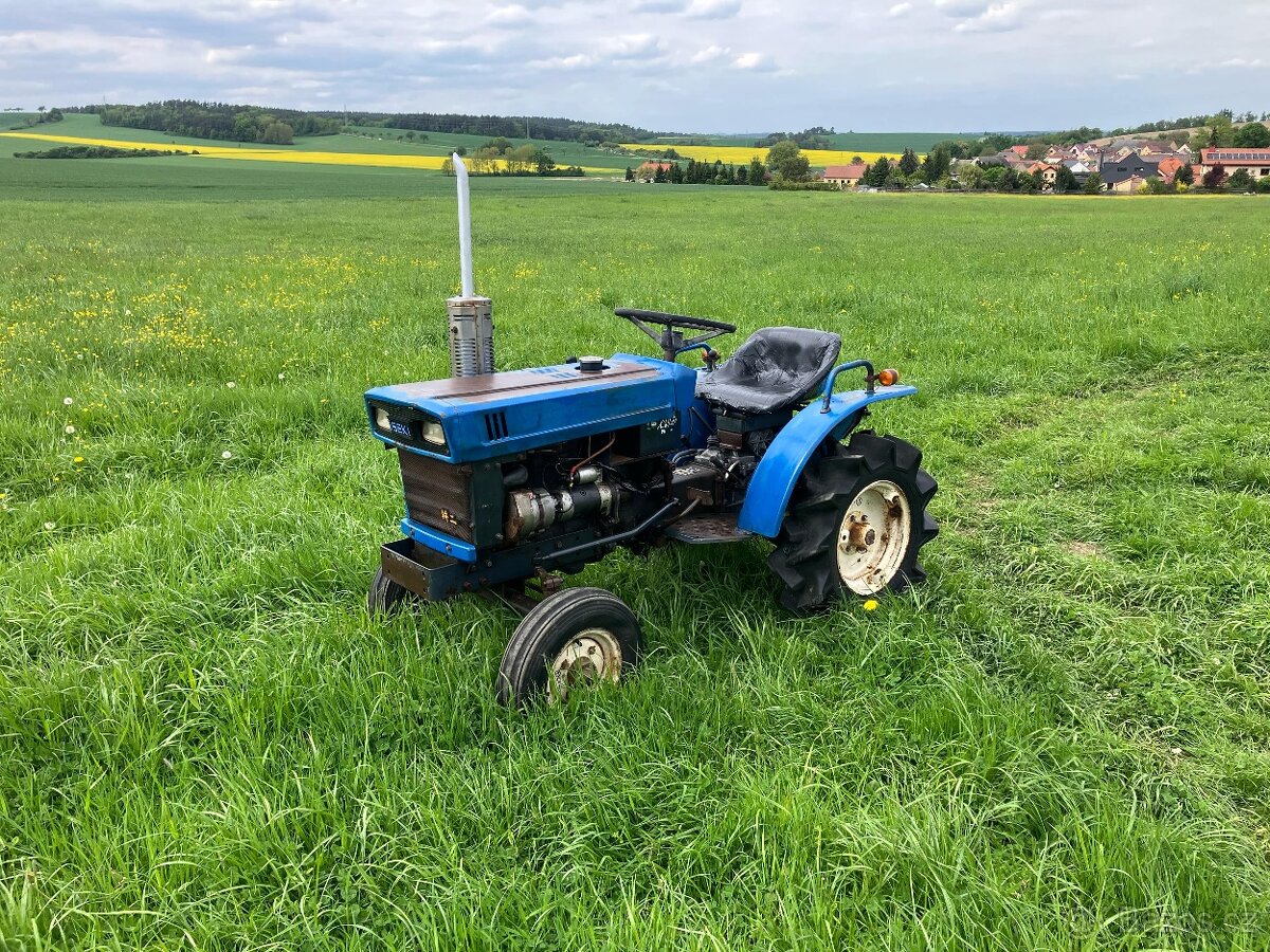 JAPONSKÝ MALOTRAKTOR ISEKI TX1000