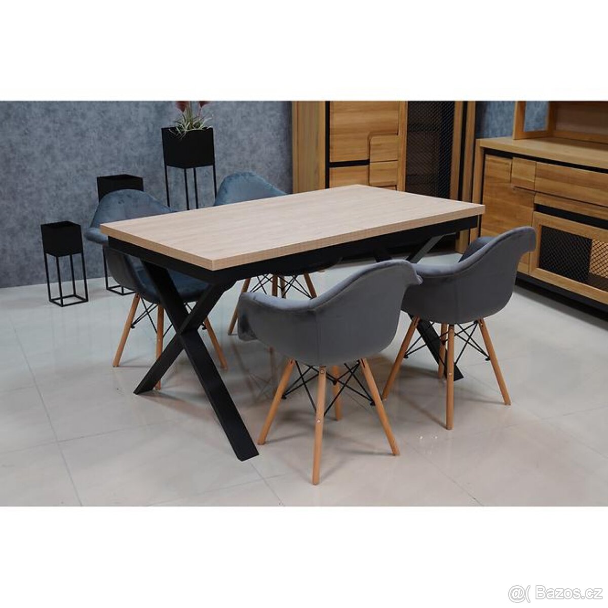 Jídelní set, stůl a 4 židle