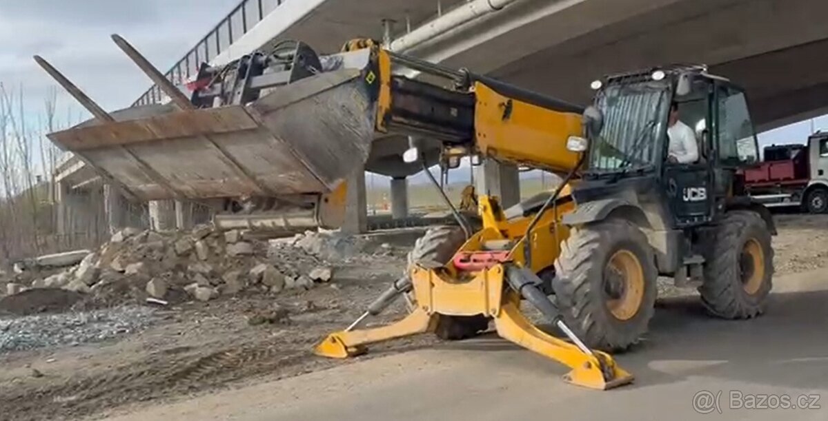 17 - ti metrový manipulátor JCB 540-170 rok 2016