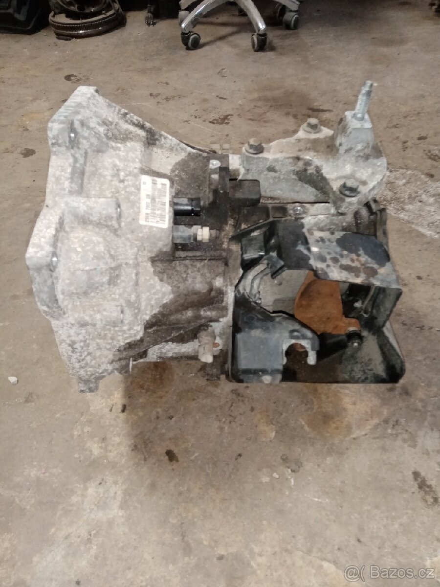 Prodám převodovkou ford fusion 1.4 59 kW